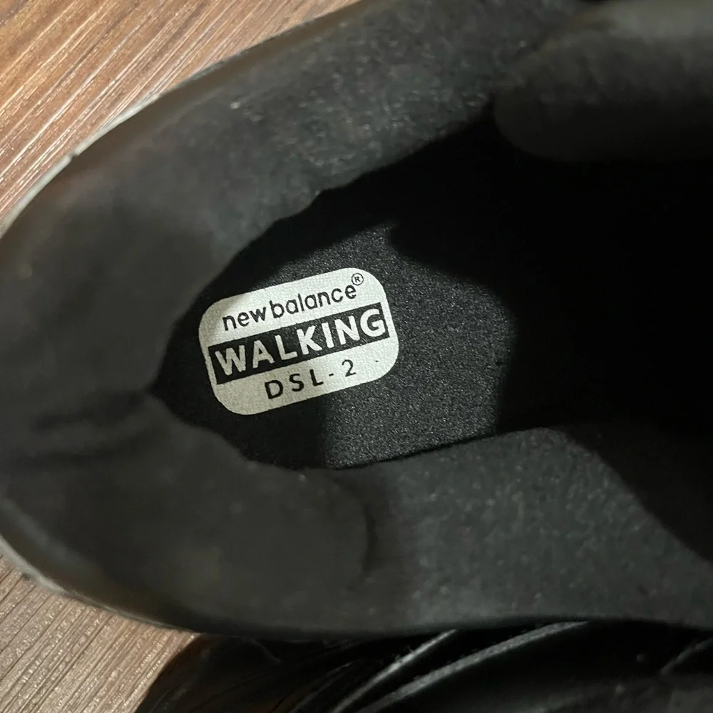 New Balance 577 Black Velcro Shoes Size 12